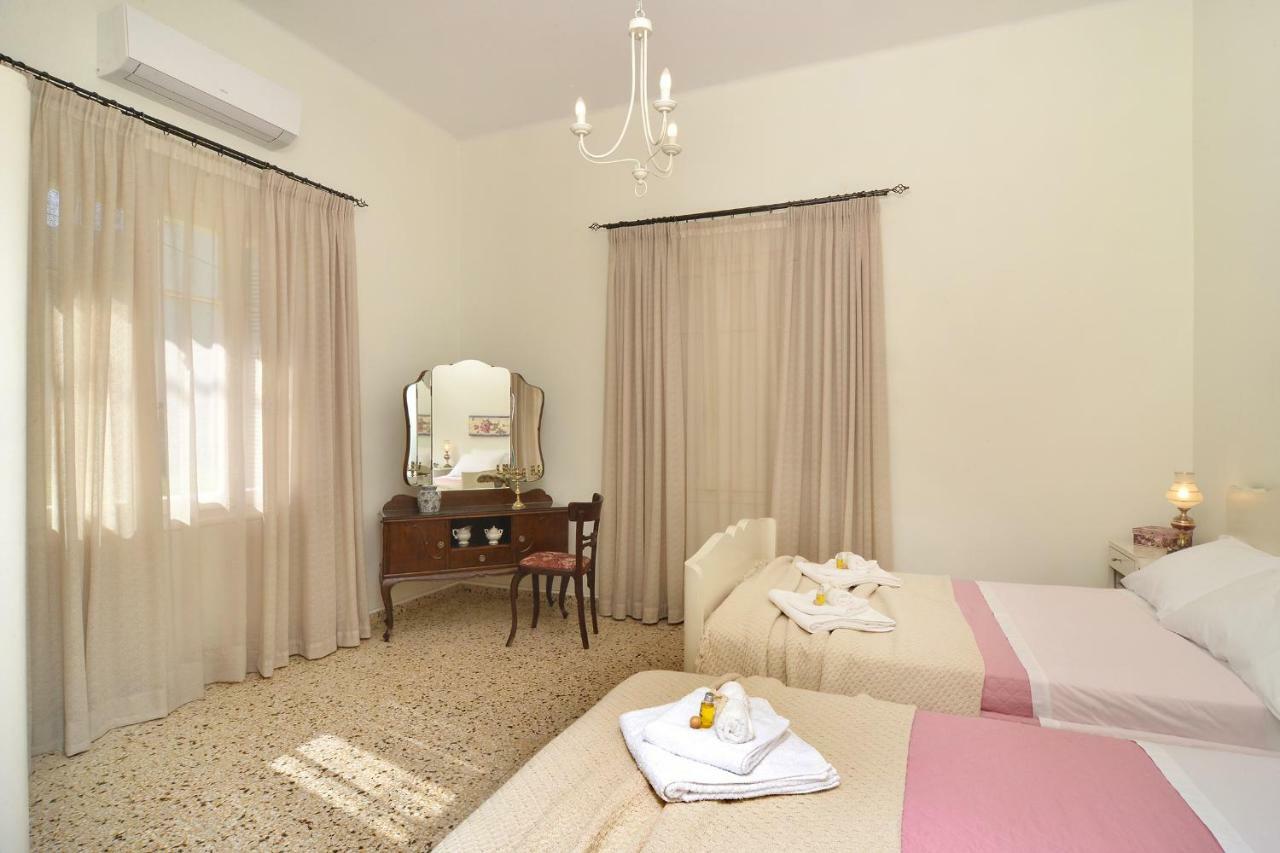 Haralabos Central Apartment Chania  Exterior photo
